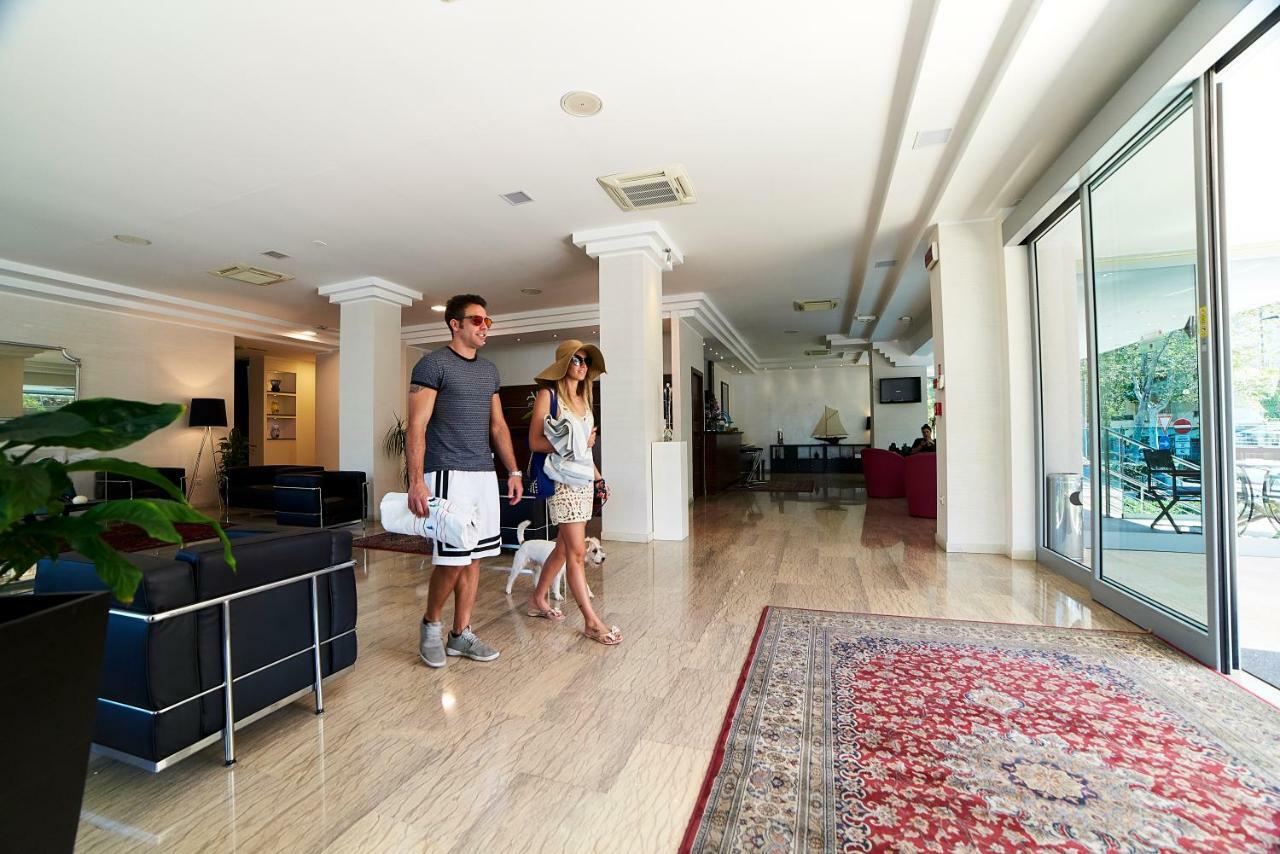 Alisei Palace Hotel Rimini Dış mekan fotoğraf