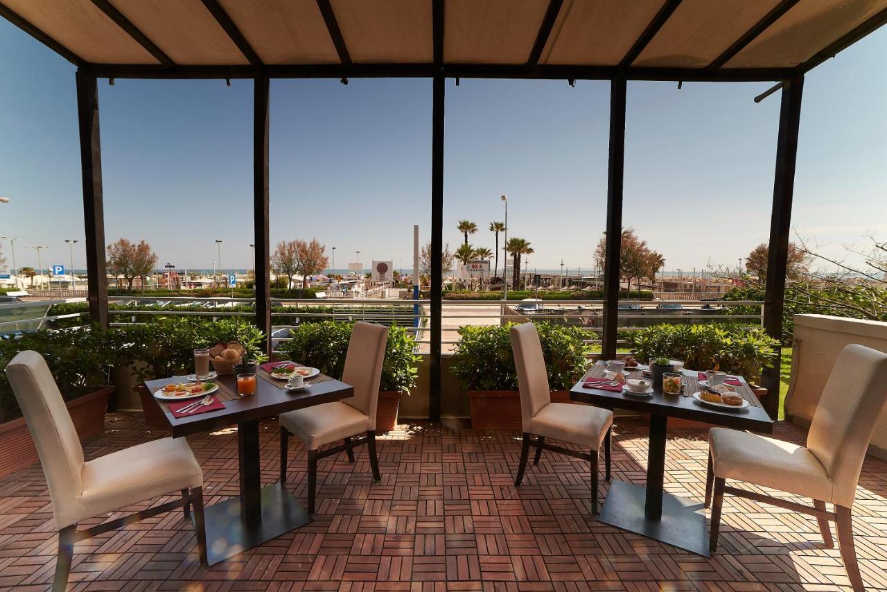 Alisei Palace Hotel Rimini Dış mekan fotoğraf